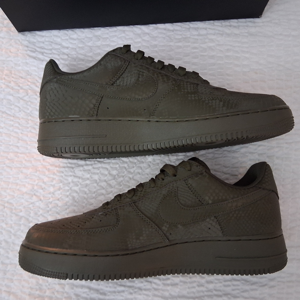 Nike Air Force One Low Kobe Bryant Forever Cargo Khaki - Picture 10 of 13
